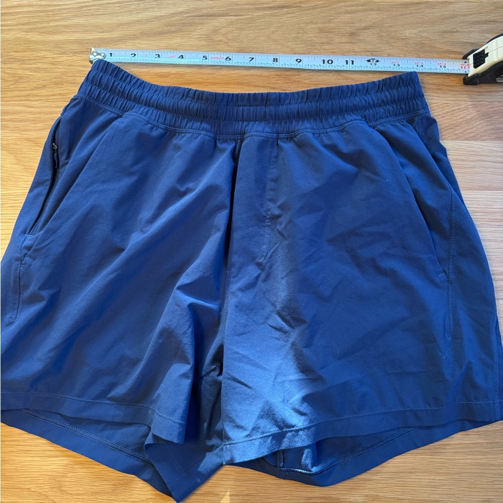 Lululemon pace breaker unlined 5” medium night sea blue